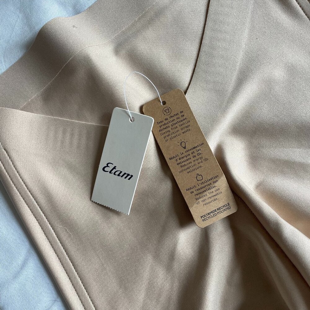 Etam Deep V Backless Short Size Medium Color Linen